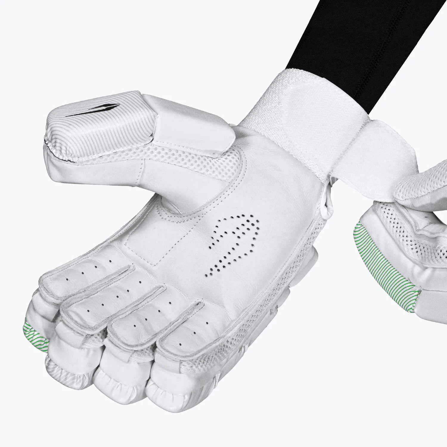 DSC Spliit 33 Cricket Batting Gloves - Youth - Image 4