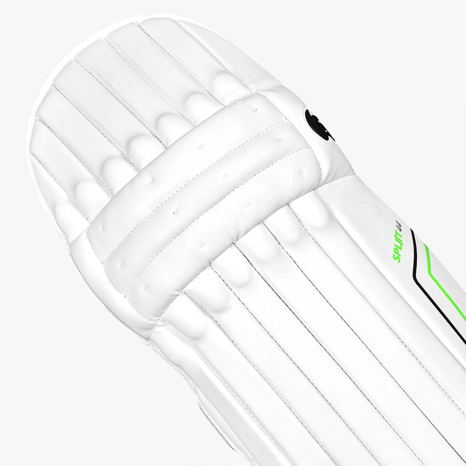 DSC Spliit 44 Cricket Batting Pads - Youth - Image 4