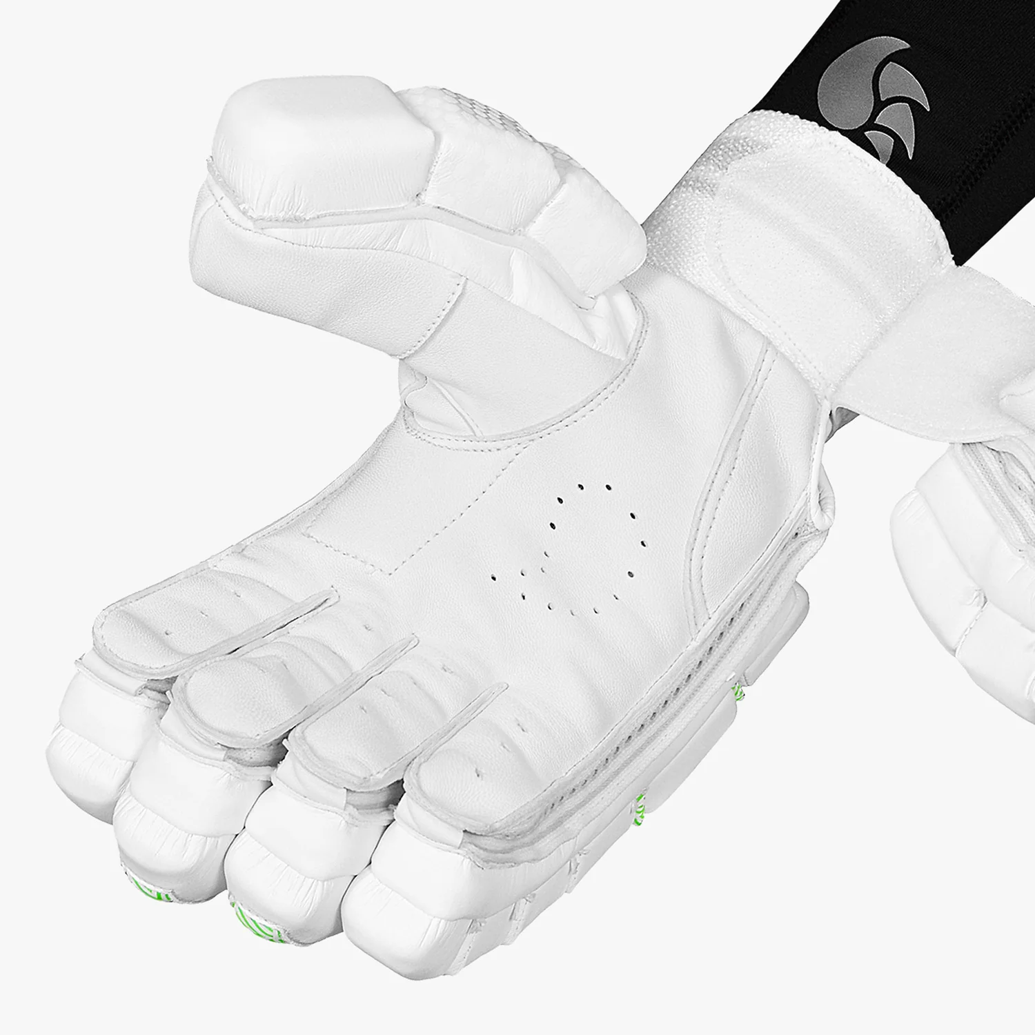DSC Spliit Pro Cricket Batting Gloves - Youth - Image 4