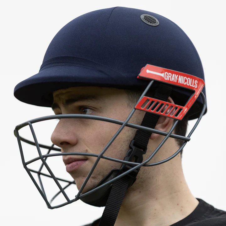 Gray Nicolls Steel Ultimate Helmet - Senior Black - Image 2
