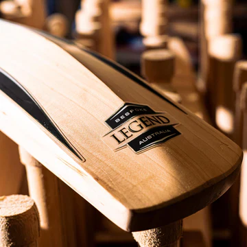 Gray Nicolls Legend Cricket Bat - Senior - Image 11