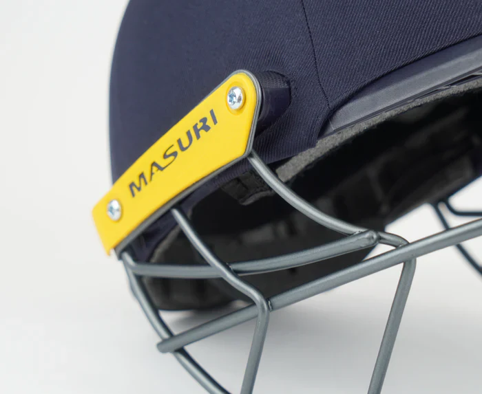 Masuri C Line Plus Steel Grille Cricket Helmet - Senior Green - Image 3