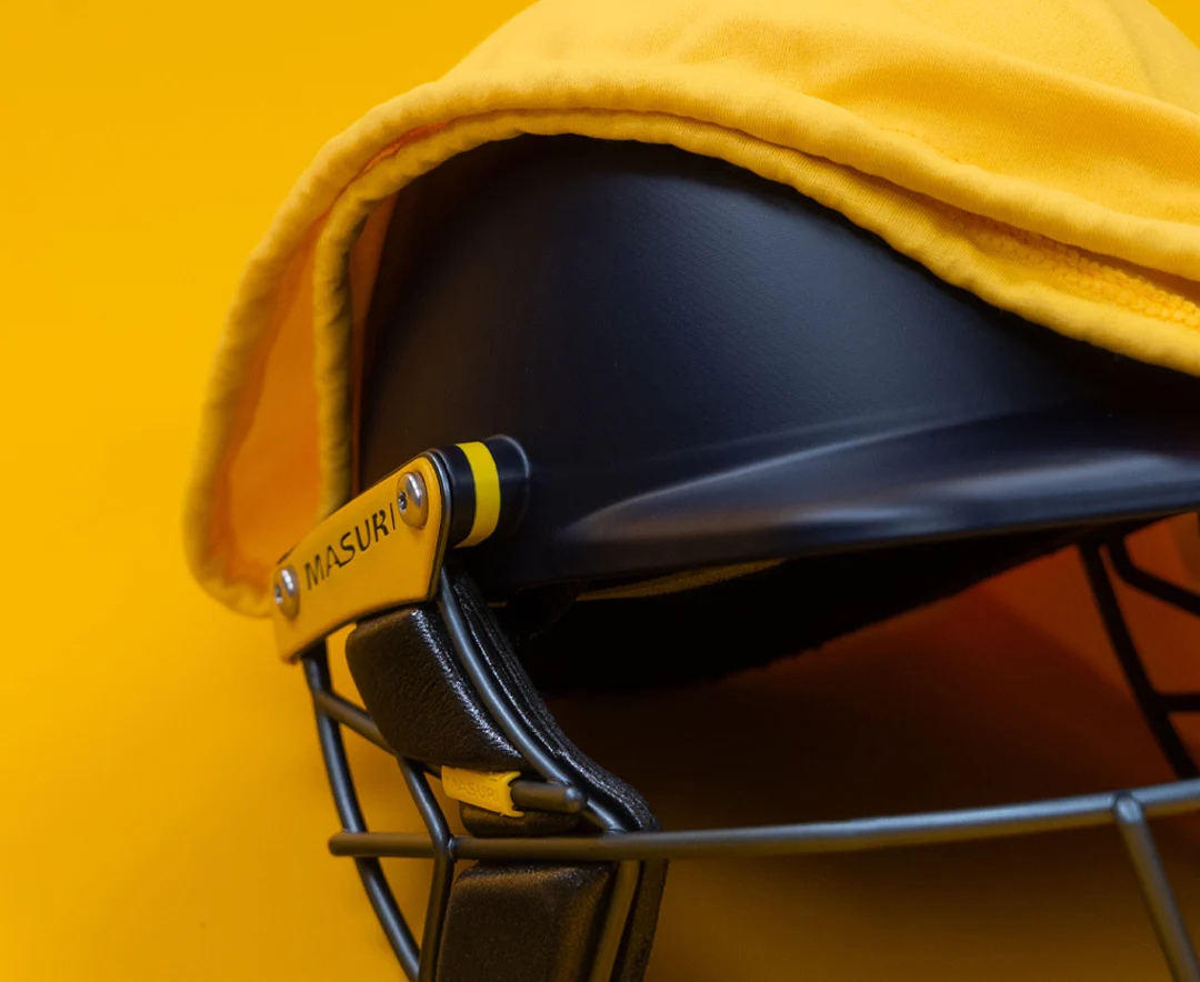 Masuri T Line Plus Steel Grille Cricket Helmet - Senior Navy - Image 3