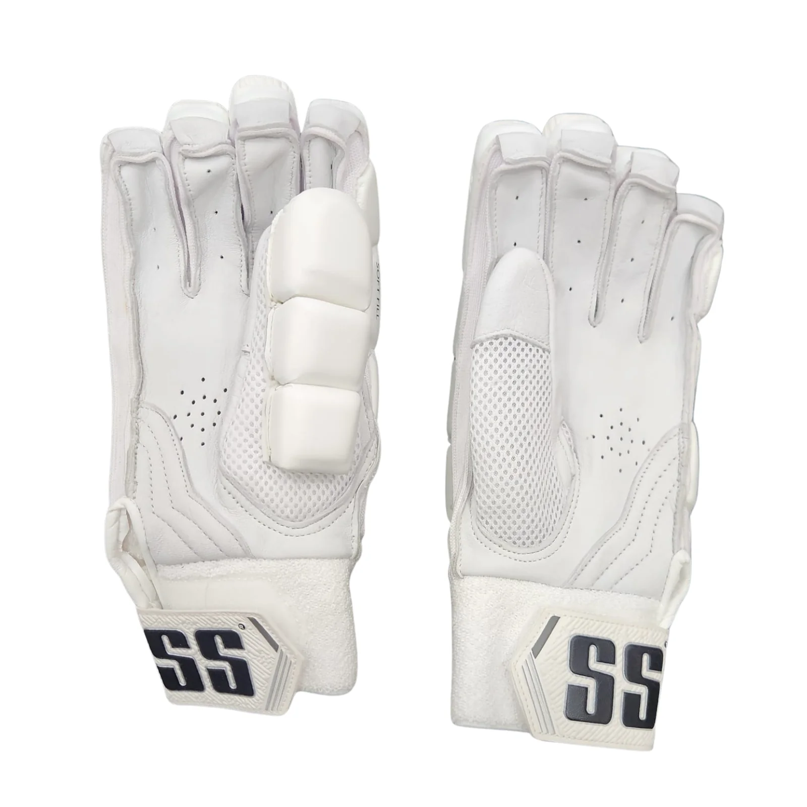SS Hitech Cricket Batting Gloves - Youth - Image 3