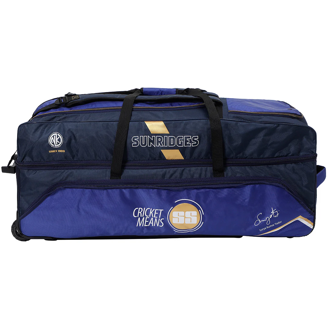 SS Sky Player Wheel Cricket Bag - Image 3