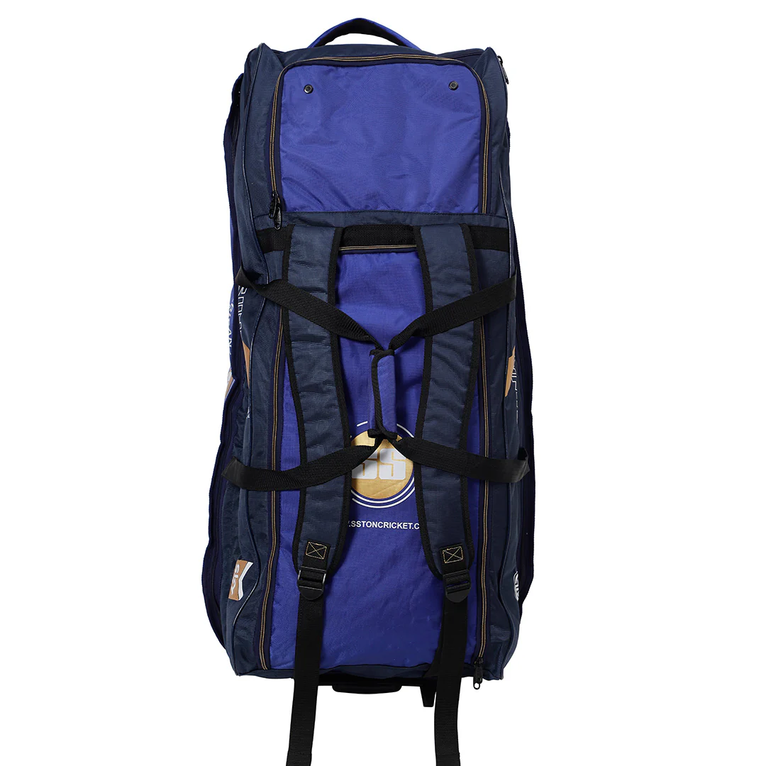 SS Sky Player Wheel Cricket Bag - Image 4