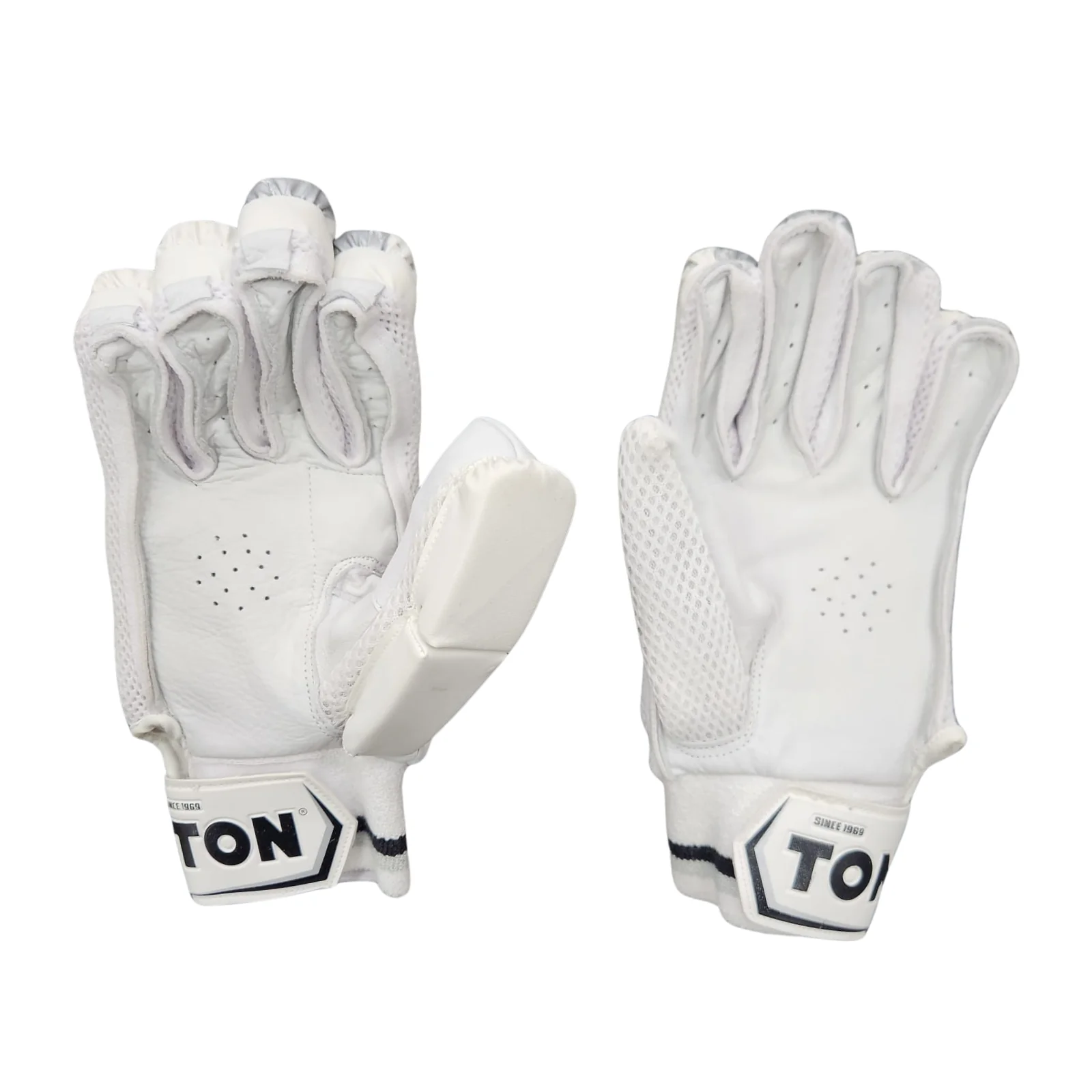 TON Slasher Cricket Batting Gloves - Senior - Image 2